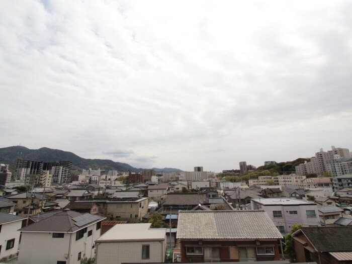 物件内観写真14　(室内からの展望)