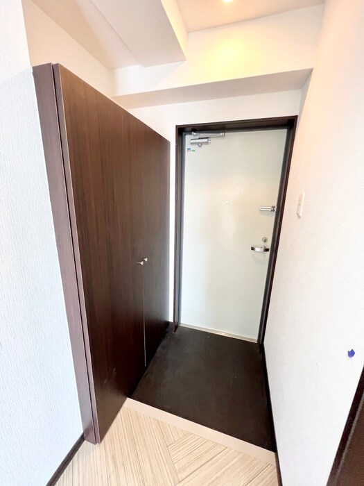 物件内観写真15　(玄関)