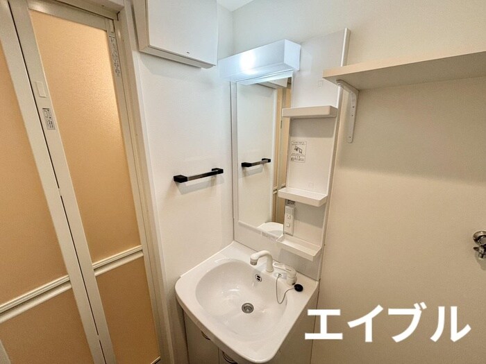 物件内観写真10　(洗面)