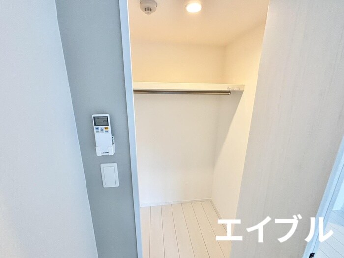 物件内観写真13　(収納)