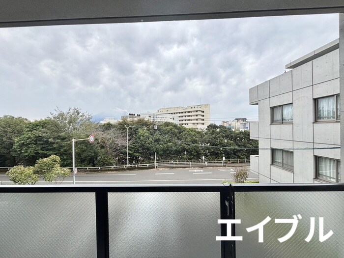 物件内観写真15　(室内からの展望)