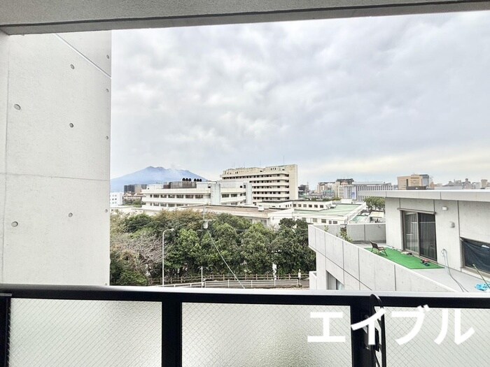 物件内観写真15　(室内からの展望)