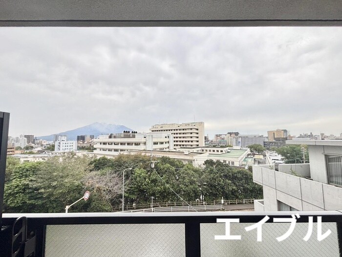 物件内観写真15　(室内からの展望)