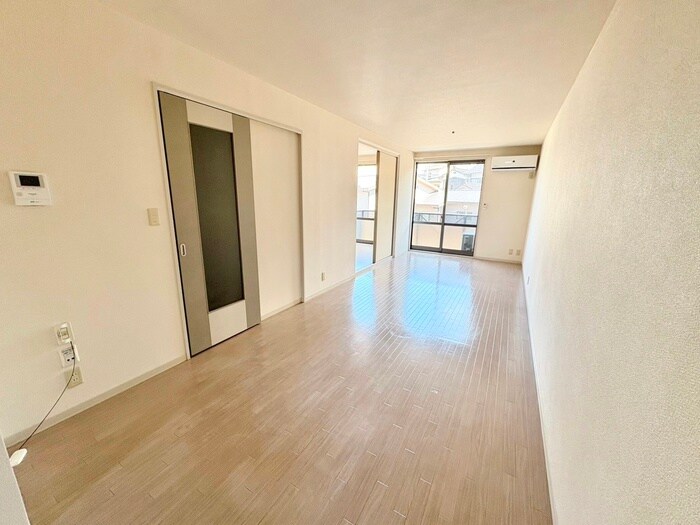 物件内観写真5　(居室)