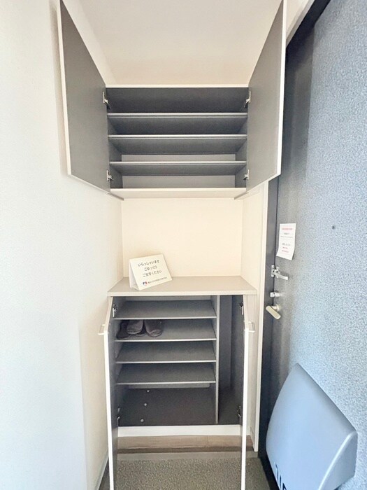 物件内観写真15　(室内からの展望)