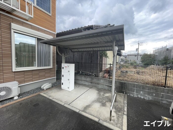 物件外観写真3　(駐輪場)