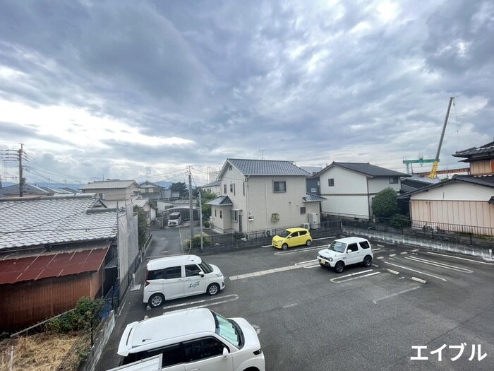 物件内観写真16　(室内からの展望)