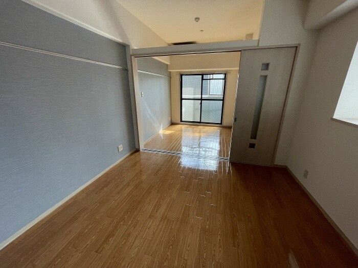 物件内観写真4　(居室)