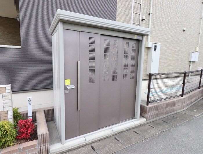 物件外観写真6　(建物設備)