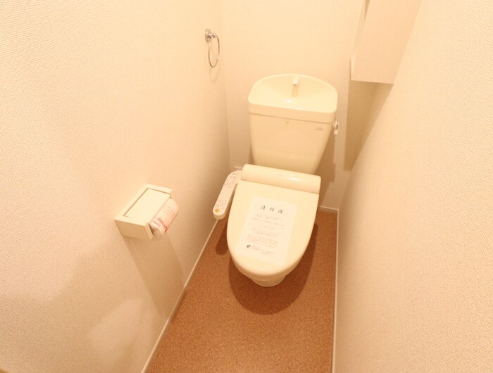 物件内観写真14　(トイレ)