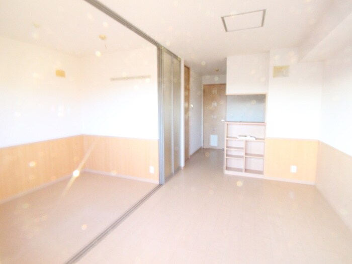 物件内観写真5　(居室)