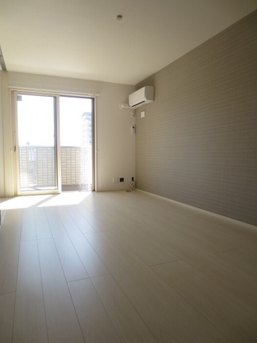 物件内観写真6　(居室)