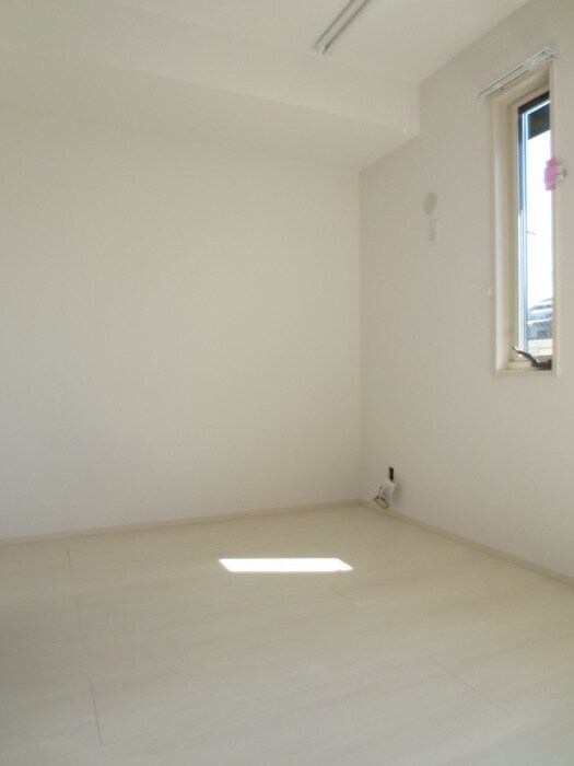 物件内観写真11　(居室)