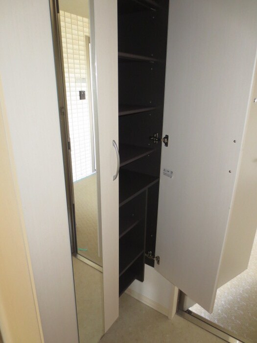 物件内観写真17　(靴箱)