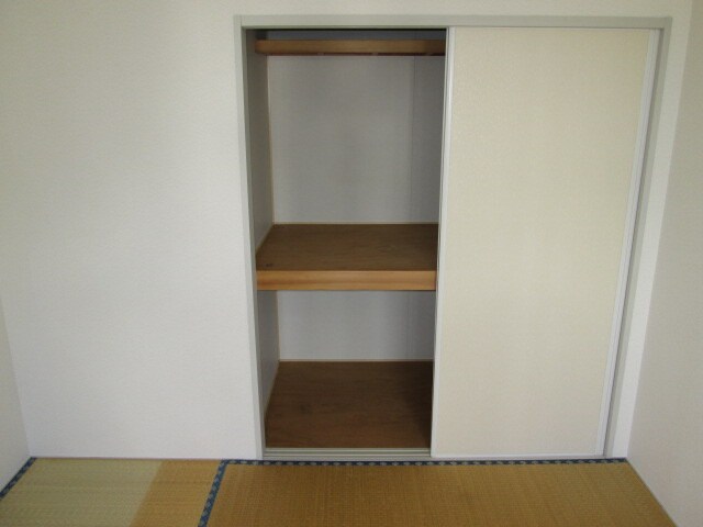 物件内観写真7　(収納)