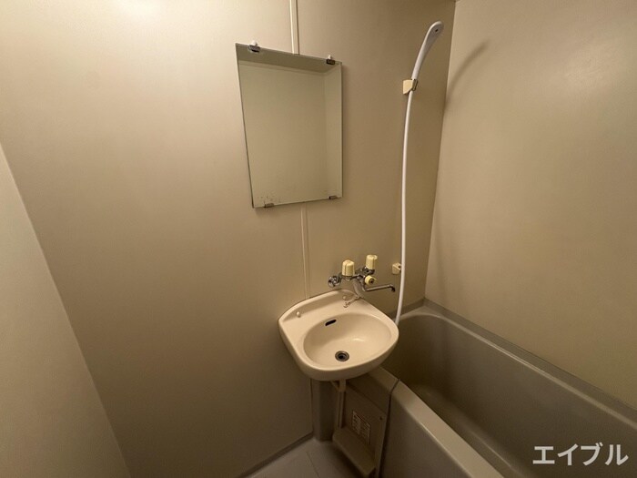 物件内観写真13　(洗面)