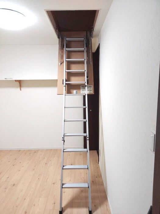 物件内観写真17　(収納)
