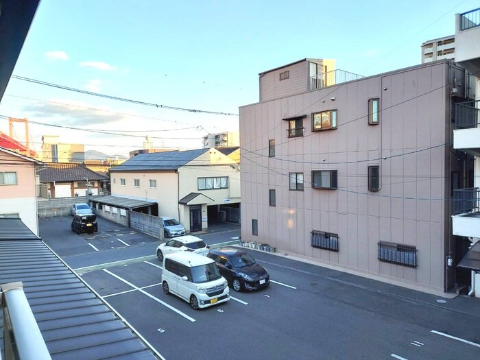 物件内観写真21　(室内からの展望)