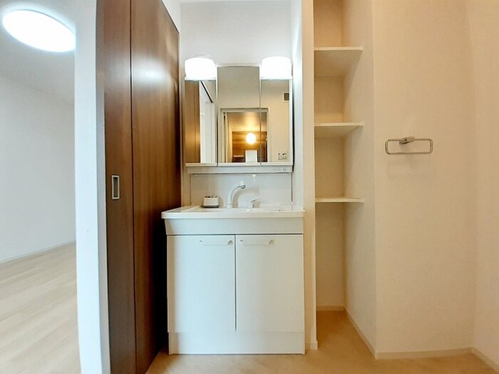 物件内観写真12　(洗面)