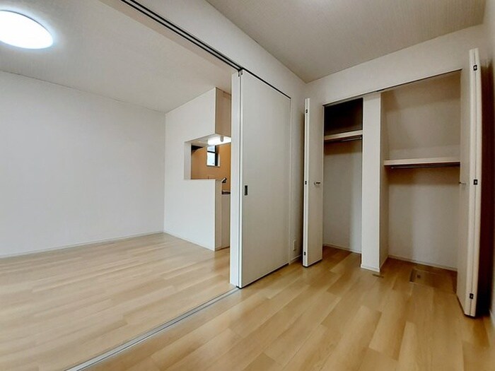 物件内観写真13　(収納)