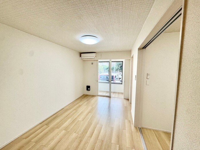 物件内観写真17　(内観写真)