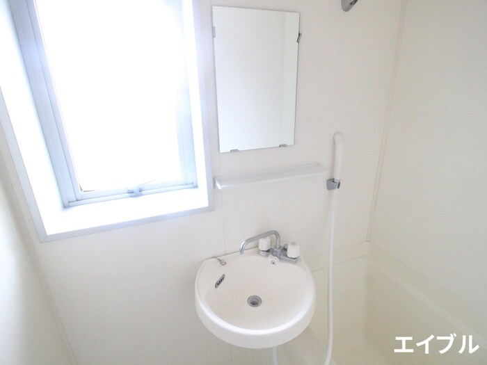 物件内観写真9　(洗面)