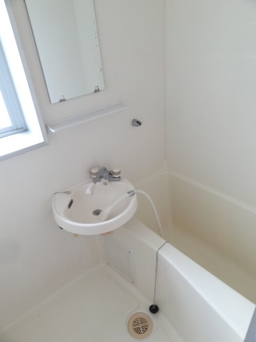 物件内観写真9　(バス／シャワールーム等)