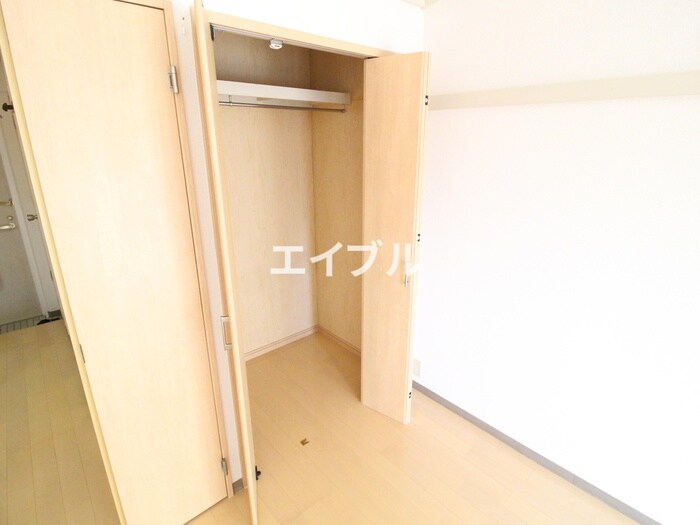 物件内観写真13　(収納)