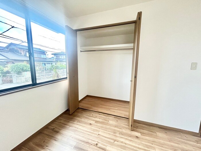 物件内観写真11　(収納)