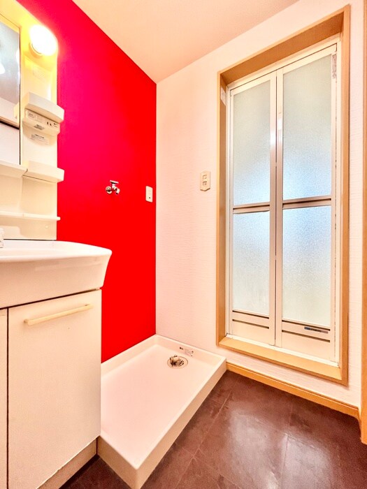 物件内観写真15　(洗濯機置場)