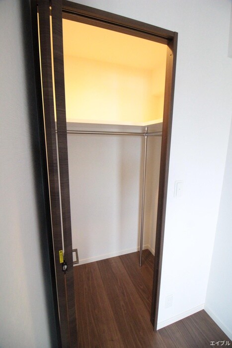 物件内観写真15　(収納)