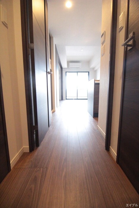 物件内観写真19　(廊下)
