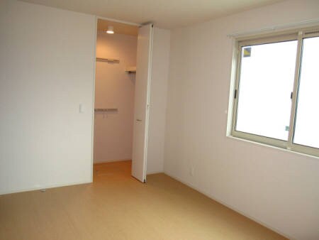 物件内観写真6　(居室)