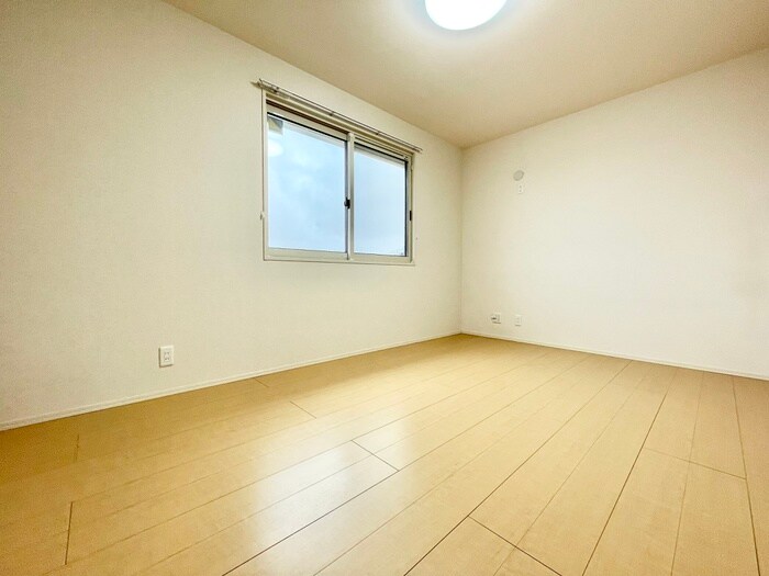 物件内観写真16　(内観写真)