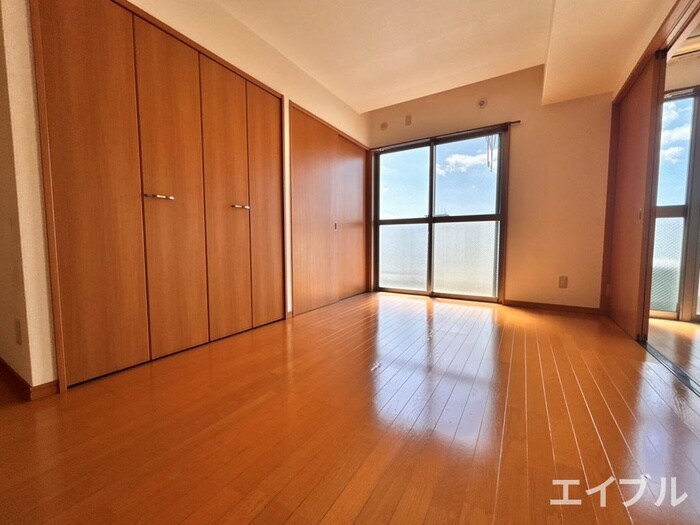 物件内観写真9　(居室)