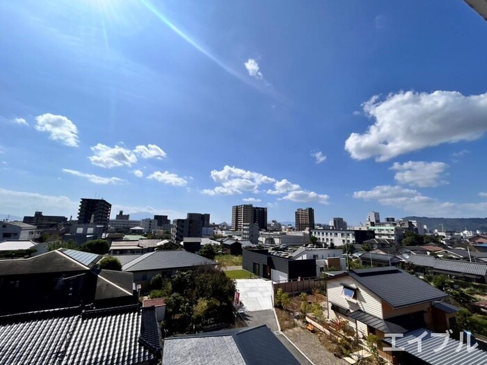 物件内観写真22　(室内からの展望)