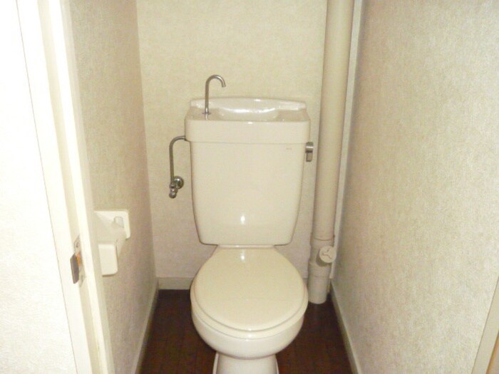 物件内観写真9　(トイレ)