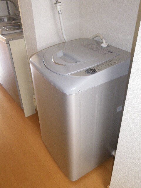 物件内観写真8　(洗濯機置場)