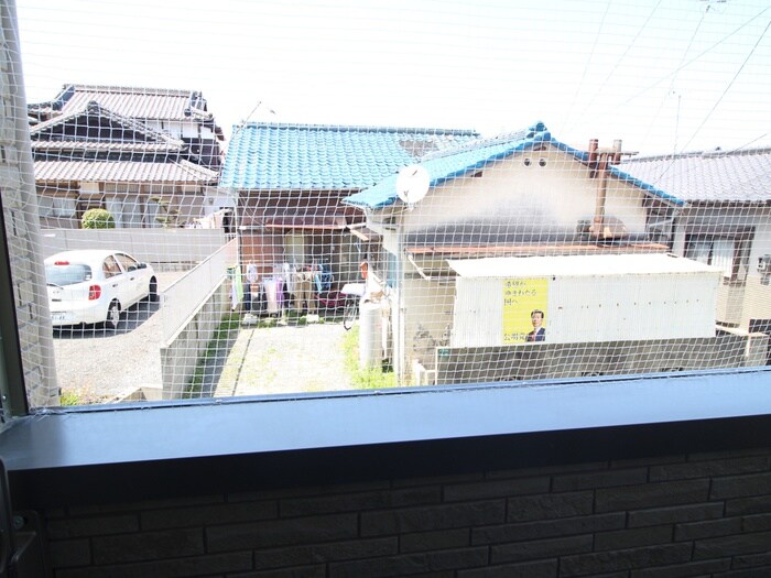 物件内観写真11　(室内からの展望)