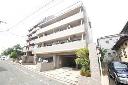 プレステージ和(3F)外観写真