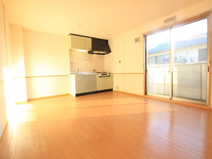 物件内観写真4　(居室)