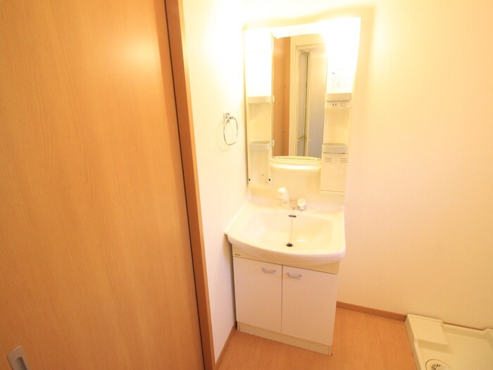 物件内観写真7　(洗面)