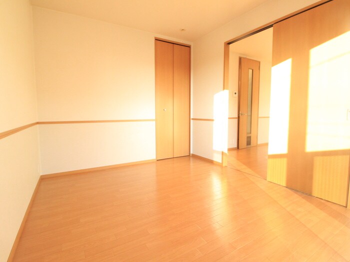 物件内観写真13　(居室)