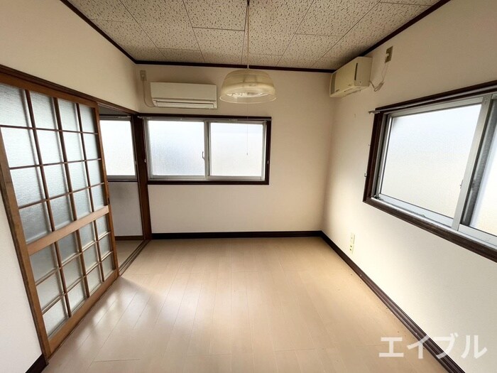 物件内観写真9　(居室)