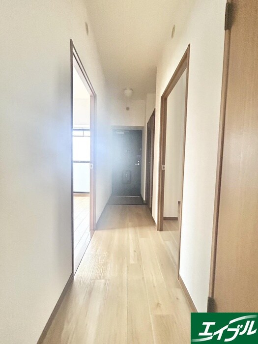 物件内観写真22　(廊下)