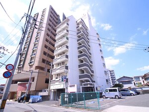 ビブレマンション三萩野(302)外観写真
