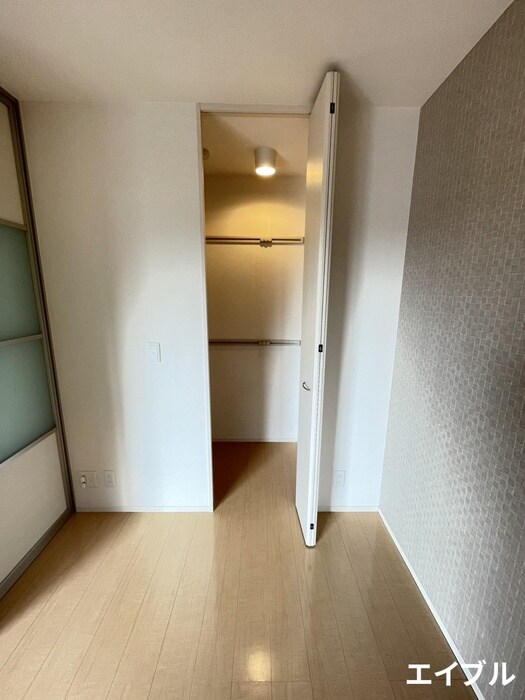 物件内観写真10　(収納)