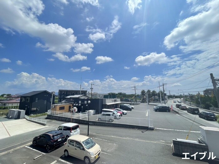 物件内観写真16　(室内からの展望)