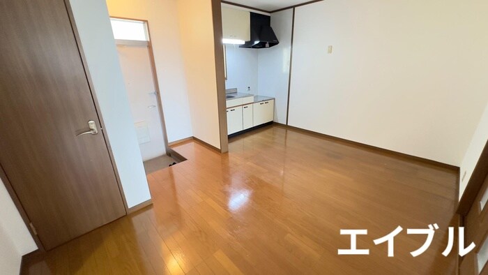 物件内観写真7　(居室)