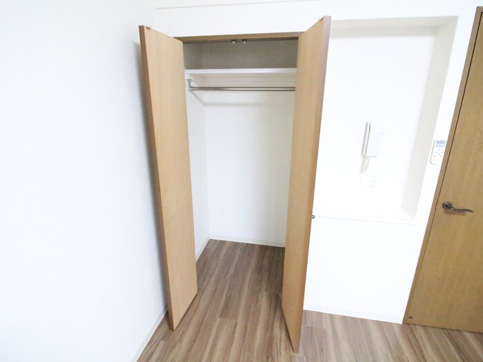 物件内観写真15　(収納)